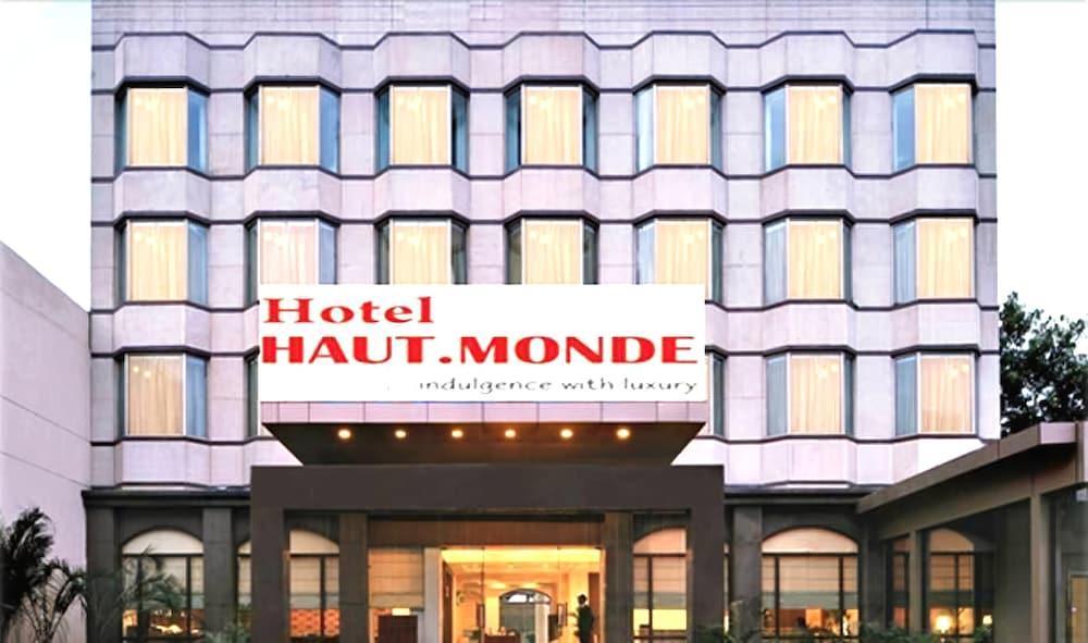 Hotel Haut Monde Gurgaon Esterno foto