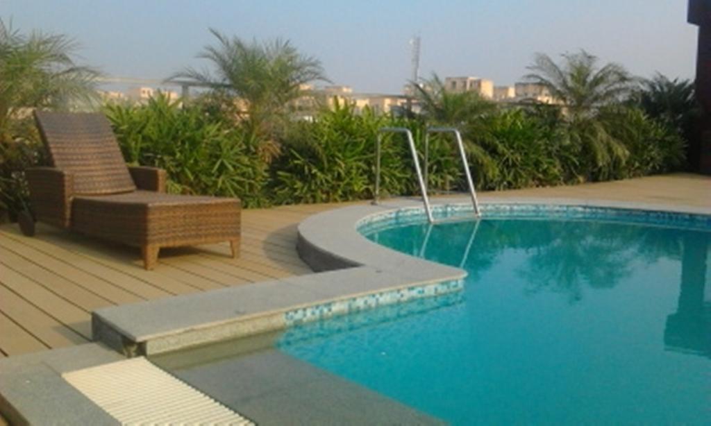 Hotel Haut Monde Gurgaon Esterno foto