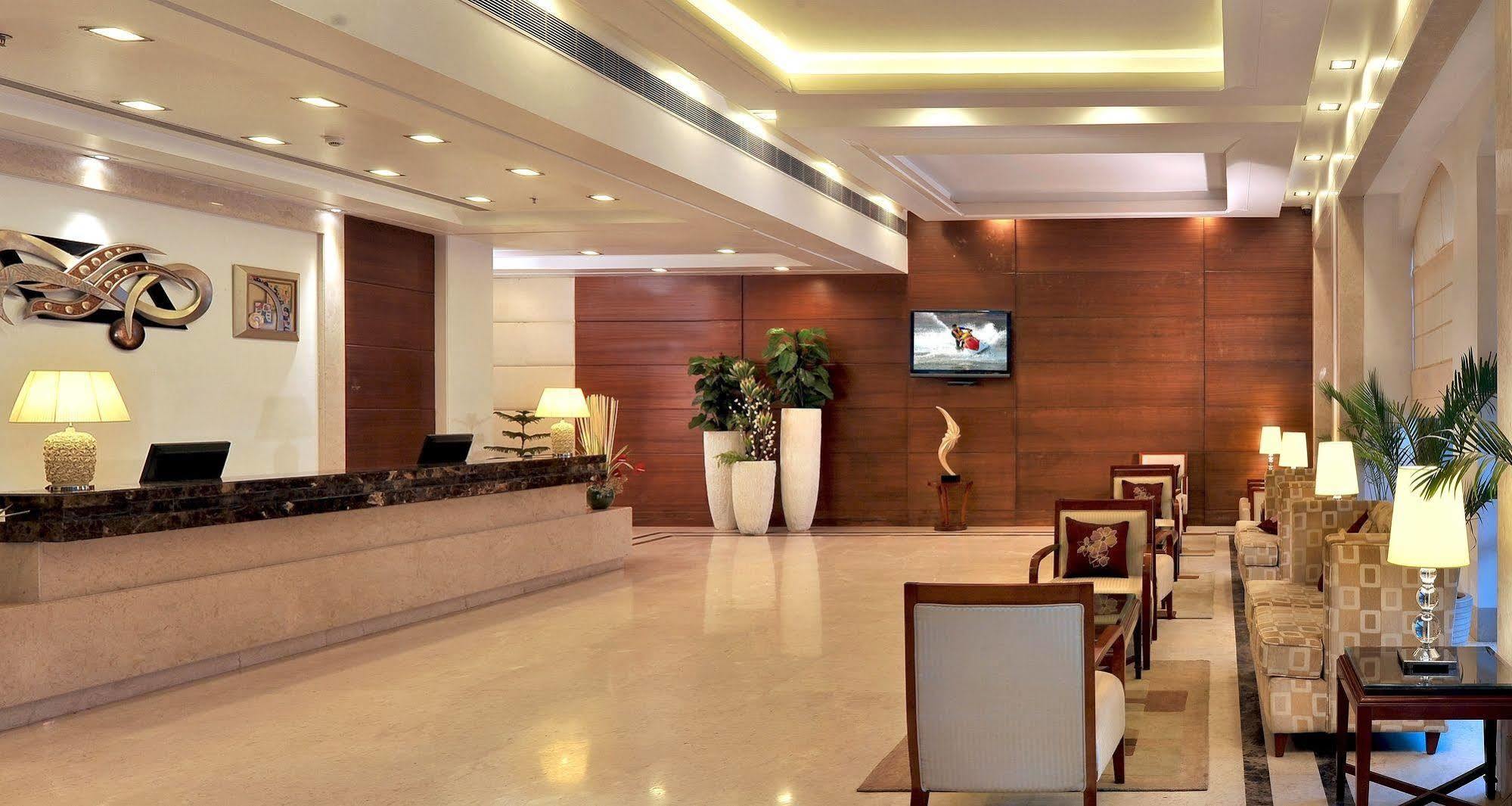 Hotel Haut Monde Gurgaon Interno foto